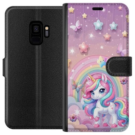 Kompatibelt Lommeboketui til Samsung Galaxy S9 Magisk enhjørning med regnbue manke, stjerner og sommerfugler mot en pastellhimmel med skyer