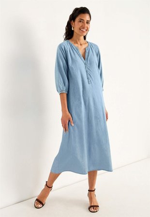 Cellbes of Sweden - Denimkjole med knapper i lys blå / denim for damer i størrelse 34/36