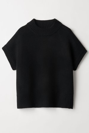 Soft Goat - Round Neck Top - M - Black