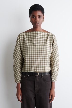 COS Frauen Baumwollbluse Mit U Boot Ausschnitt in Beige