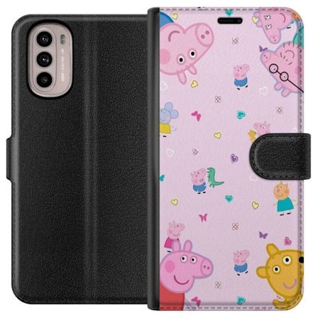 Kompatibel Tegnebogsetui til Motorola Moto G31 Peppa Gris med en baby i armene, morgris motiv i farverig og blød børneillustration med hjerter