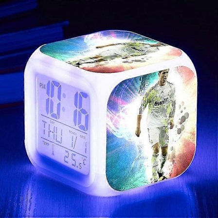 Cristiano Ronaldo Herätyskello Jalkapallon MM-liigaan, Pieni Herätyskello Luovalla Led-näytöllä Eri Tyyleissä - WELLNGS