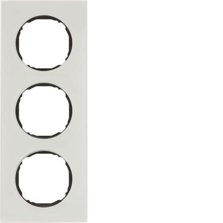 Hager 10132609 Peitekehys R.8, lasi, valkoinen 3-paikkainen, Katkaisijat & pistorasiat