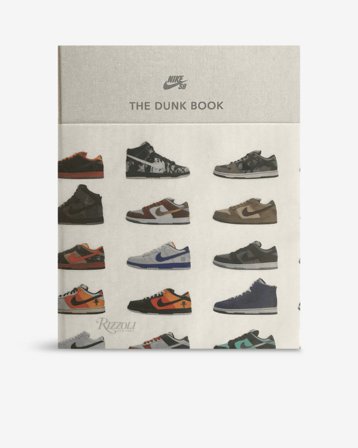 NIKE SB - THE DUNK BOOK