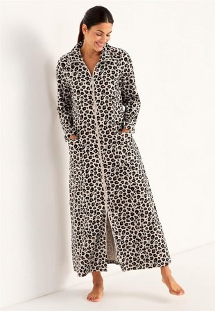 Cellbes of Sweden - Lang morgenkåpe i velour Wilma i beige / leopard for damer i størrelse 34/36