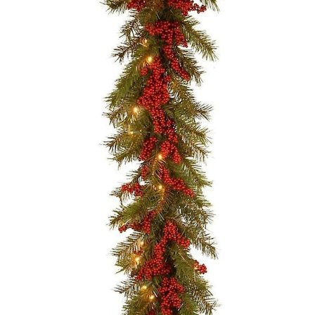 Færdigbelyst kunstig juleguirlande, dekoreret med fyrrekogler 2,7 meter