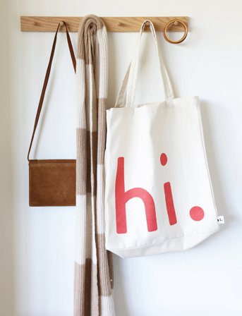 Design Letters Hi. Travel Bag - Beige - 40X 17X 45CM