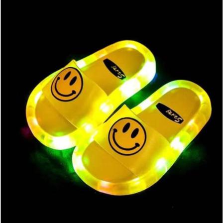 Söta, Ljusavgivande Tofflor För Barn Yellow Smiley 34-35(insole 19.5cm)