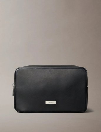 Calvin Klein Plaque Dopp Kit - Black - ONE SIZE