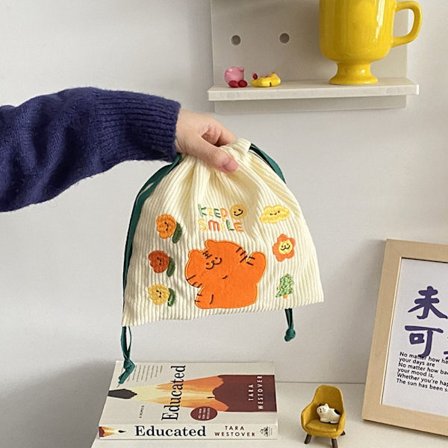 Liten förvaringsväska med dragsko 1 1