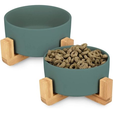 Keramiske hævede katteskåle - Hævet dobbelt mad- og vandskålesæt til katte med træstativ - Spildsikre skåle til kæledyr.