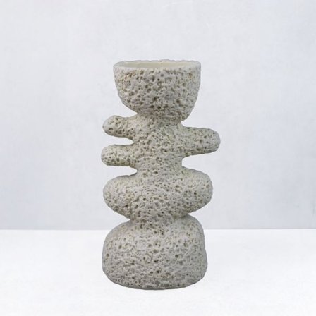 Resinlysholder, Beige – 14,5x9,5x25cm