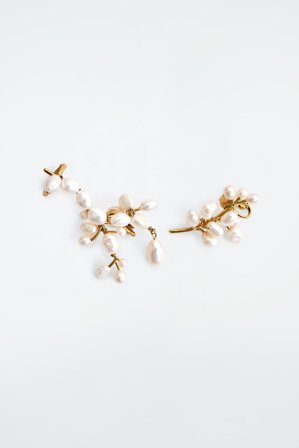 COS Women's Freshwater Pearl Climber Earrings in Gold