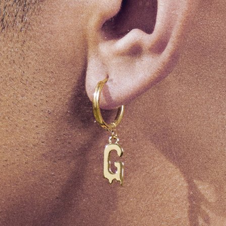 Fahrenheit | Smeltend Staal Goudkleurige Oorbel met Initiaal G voor mannen - Hoepeloorbellen met Bedeltjes