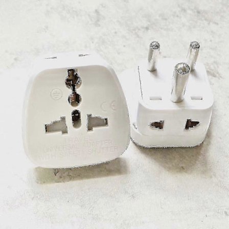 Indien Sri Lanka Typ D Reseadapter Med 2 Uttag Svart Färg 1 Till 2 Till UK US AU Vägguttag Strömkontakt vit