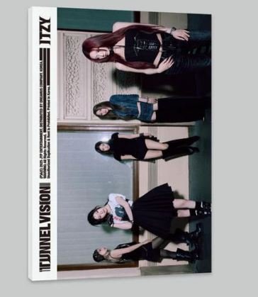 Tunnel vison (photobook a) ITZY