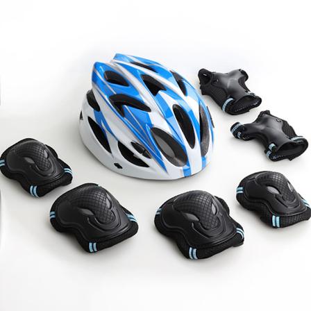 1 sportshjelm: Gratis 6-delt sæt originalt beskyttelsesudstyr White and blue XS码【25-46斤】