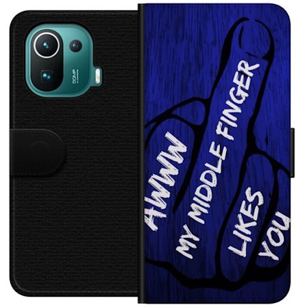 Kompatibelt Lommeboketui til Xiaomi Mi 11 Pro Mørk typografisk illustrasjon med hjerteform og budskap om vennskap mot dyp blå tretekstur