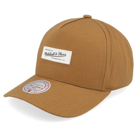 Mitchell & Ness - Beige adjustable Keps - Box Logo 2.0 Pro branded Tan A-Frame Adjustable @ Hatstore