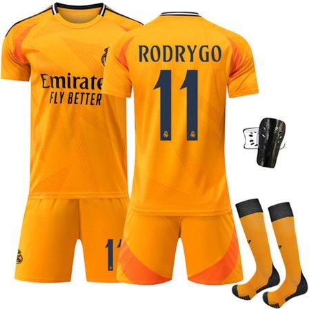 2425 Real Madrid bortatröja orange Rodrigo set+strumpa+skyddsutrustning
