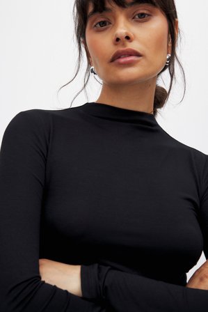 NA-KD Soft Line Funnel Neck Long Sleeve Top - Basic toppe - Sort - XL (EU 46)