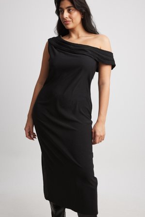 NA-KD One Shoulder Draped Midi Dress - Forårskjoler - Sort - EU 36
