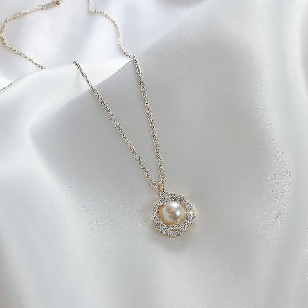 1 st present till svärmor, present till brudgummens mamma, födelsedagspresent till blivande svärmor, smycke till svärmor, halsband till svärmor, mamma