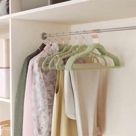 Galgar i sammet med halkskydd och roterbar krok - 50-pack - Grön