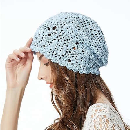 Himmelblå vår/høst håndlaget hekle slouchy lue for kvinner