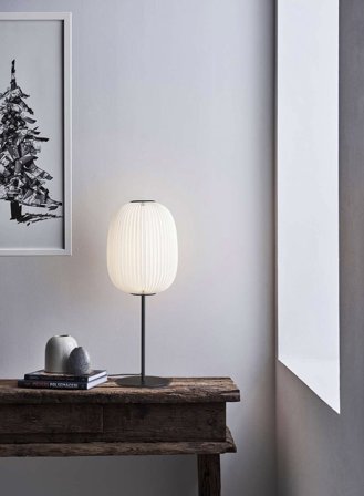 Lamella bordlampe - hvit/sort