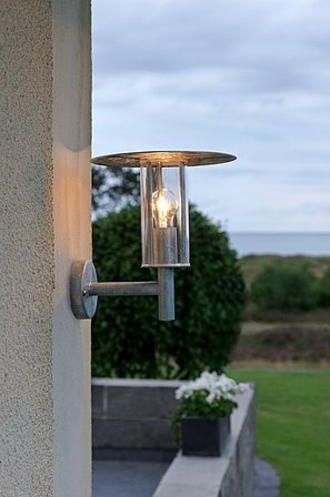 Jotex - MODE vägglampa utomhus Galvaniserad - Köp Utebelysning hos Jotex
