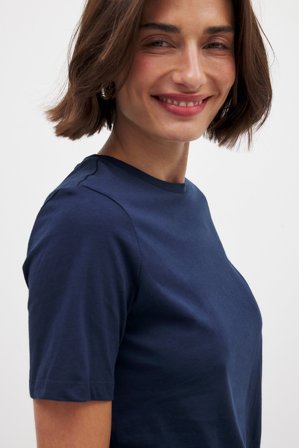 NA-KD - T-skjorte i bomull med rund hals - T-Shirts - Marineblå - XS