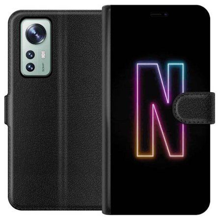 Kompatibelt Lommeboketui til Xiaomi Xiaomi 12 Minimalistisk neonbokstav N i fargeskiftende lys mot svart bakgrunn
