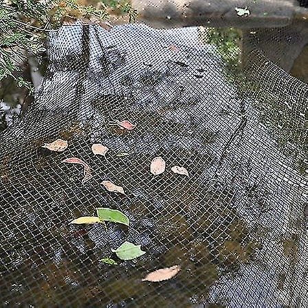 Suojaverkko puutarha-altaalle 4 x 6 m Suojaverkko kalalammelle Suojaverkko hienolla silmäkokoaBY