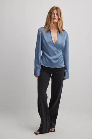 NA-KD Wrap Detail Satin Shirt - Bluser - Blå - EU 36