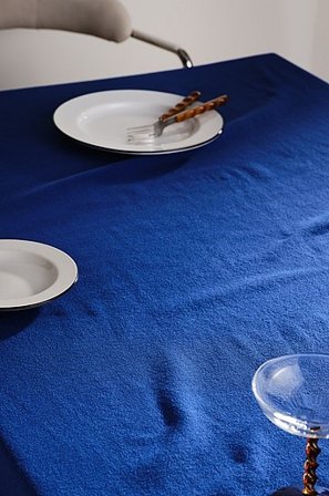 Jotex - Pöytäliina Kirkkaansininen Kirkkaansininen - BOLD - Osta Pöytäliinat Jotex