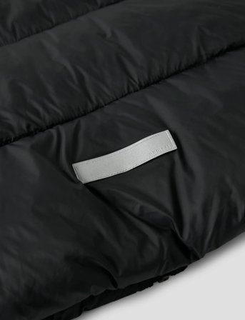 name it Nkmmole Vest Pb - Black - 164