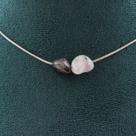 Stenar och mineraler. Halsband 2 kvartspärlor med turmalininneslutningar från Brazil Chain in Necklace för kvinnor, män. Personlig storlek