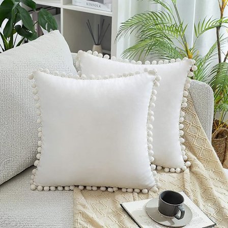 Wekity 2-pack dekorativa kuddfodral, mjuka partiklar sammet enfärgade kuddfodral med pom-poms för soffa sovrum bil (20 x 20 tum, ren vit)