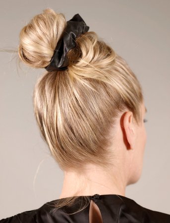 Corinne Vegan Scrunchie - Black - ONE SIZE