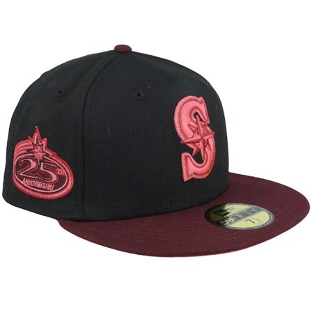 New Era - MLB Zwart fitted Cap - Seattle Mariners Highland Pack 59FIFTY 25th Black/Maroon/Lava Fitted @ Hatstore
