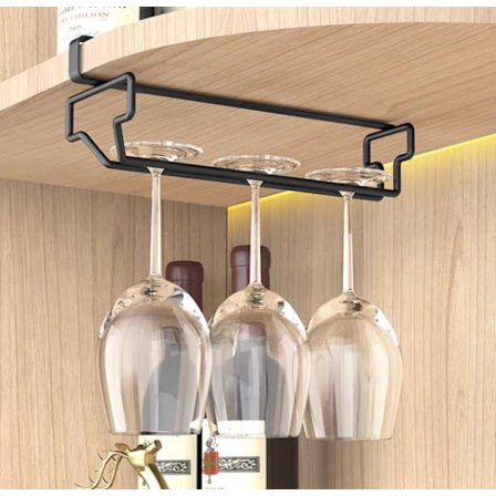 Under skåp vinglas hållare, upp och ner rödvinsglas utan