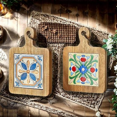 Keraaminen kolmijalka kuumille astioille, puunmuotoiset lasinaluset, sähköliesimatto, korkeita lämpötiloja kestävä ja kulutusta kestävä pöytämatto