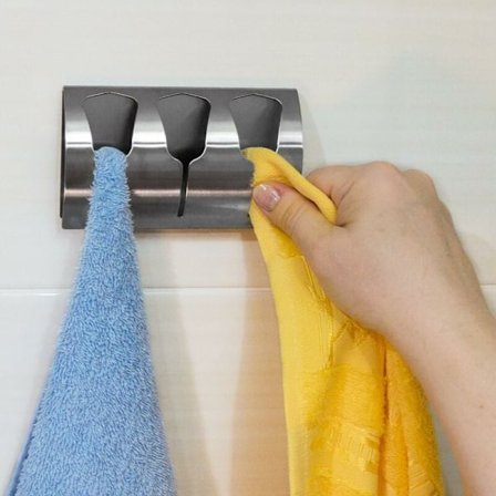 Självhäftande Handdukshängare för Badrum, Handdukshållare för Kök med 3 Borstade Rostfria Krokar, 10 kg