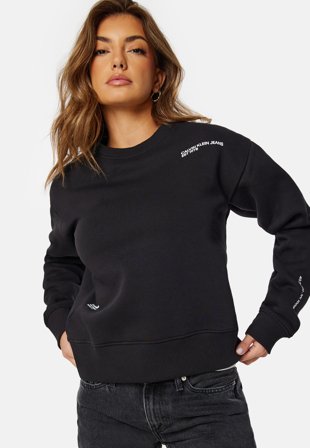 Calvin Klein Jeans Multi Placement Crew Neck BEH Ck Black Klær