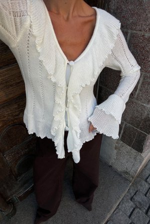 Shpresa x NA-KD - Strikket genser med volangdetaljer - Finstrikkede gensere - Offwhite - L