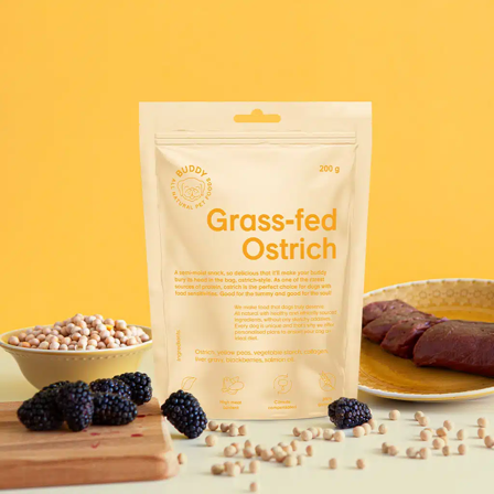 Buddy Semi-moist Snack Ostrich & Blackberries 200g - Matskål, hundgodis & tuggisar
