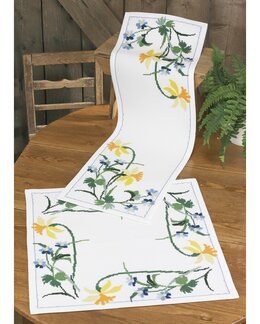 Stickpackung Tischdecke Ostern