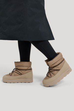 Tretorn Iluna Hybrid — Vanntette Sko Dame — Beige | Yttertøy, Gummistøvler, Jakker & Regntøy for Dame, Herre & Barn