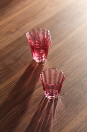 Jotex - Glass Med Glass Uten Stett 4-pakning Rosa - TULIP - Kjøp Drikkeglass hos Jotex